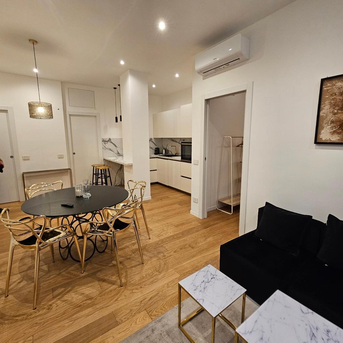 Cozy Apartment Between Sempione, City Life And Mico ! Milano Exteriör bild